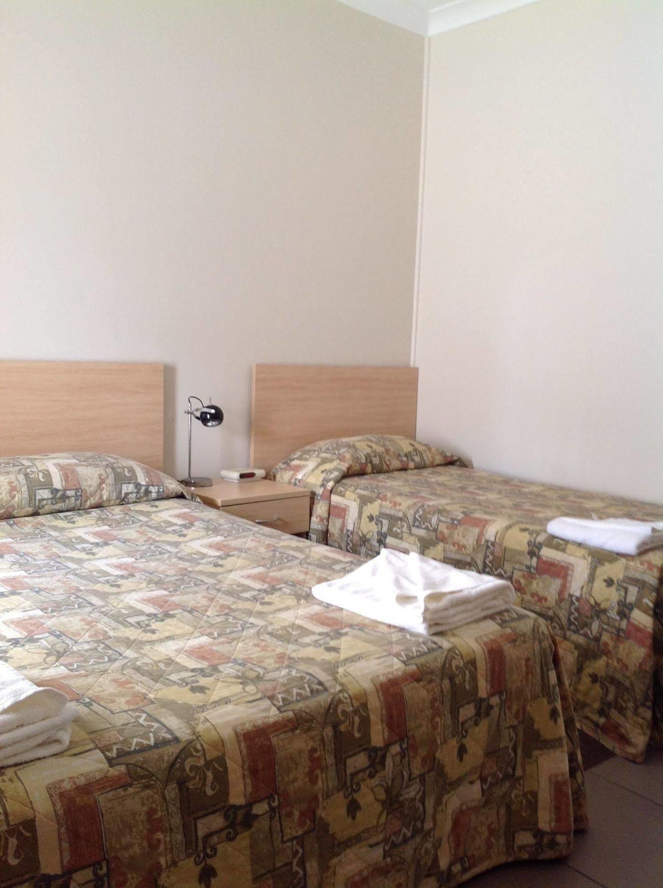 Mia Motel Гриффит Экстерьер фото